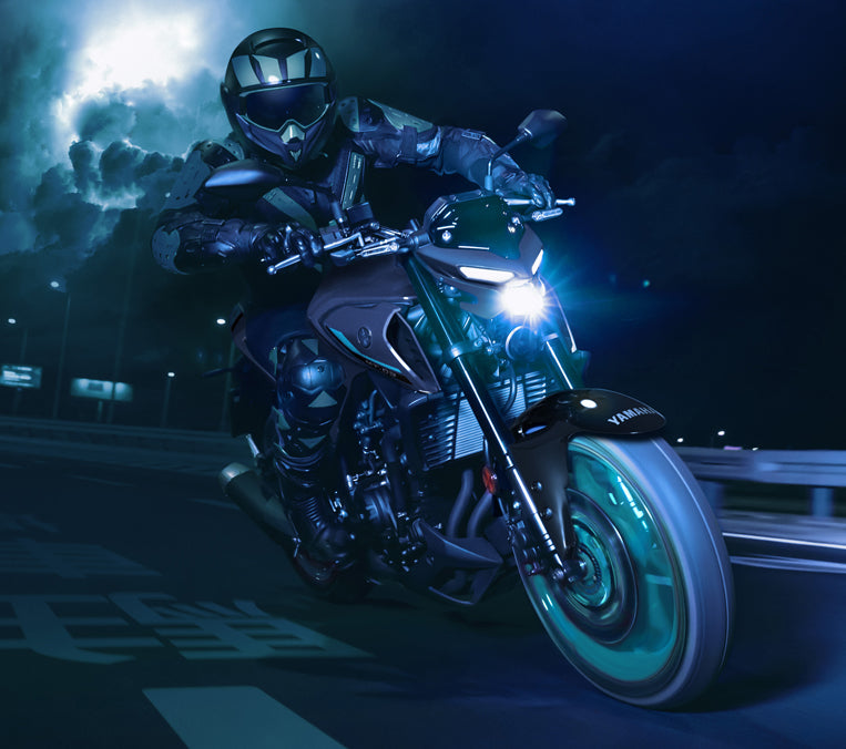 YAMAHA R3
